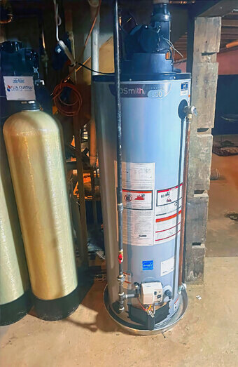 https://plumbereastvictoriapark.com.au/uploads/2025/06/hot-water-724173.jpg